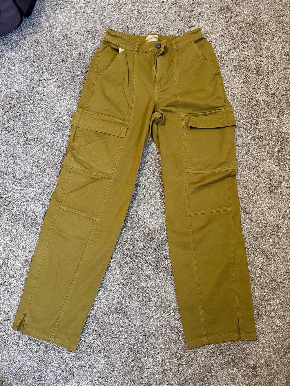 olive green universal thread size 4 cargo pants
